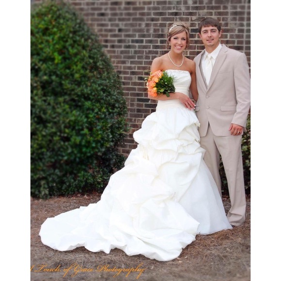 Dresses & Skirts - Size 4 David’s Bridal Dress